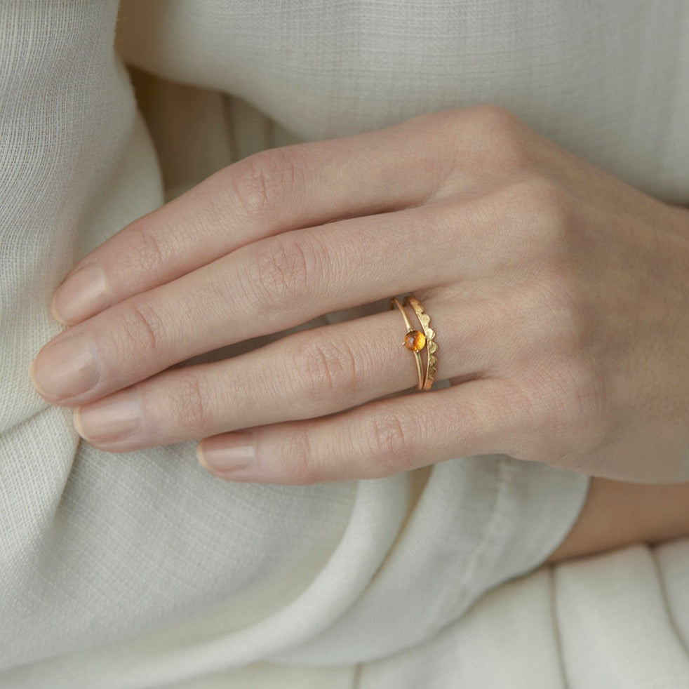 Scalloped Swell Ring | R9802