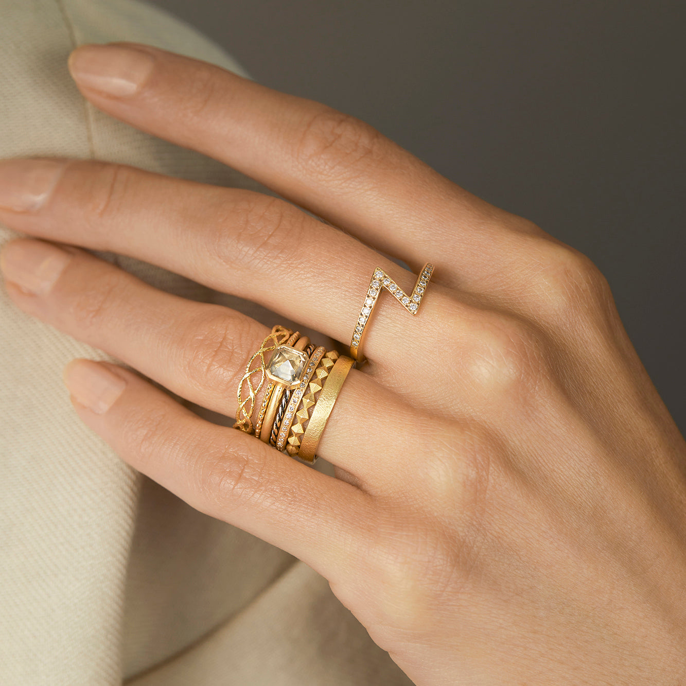 18K Yellow Gold