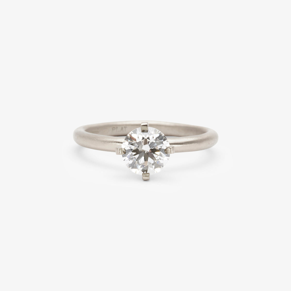 6.3mm White Diamond Noble Ring | R11708W