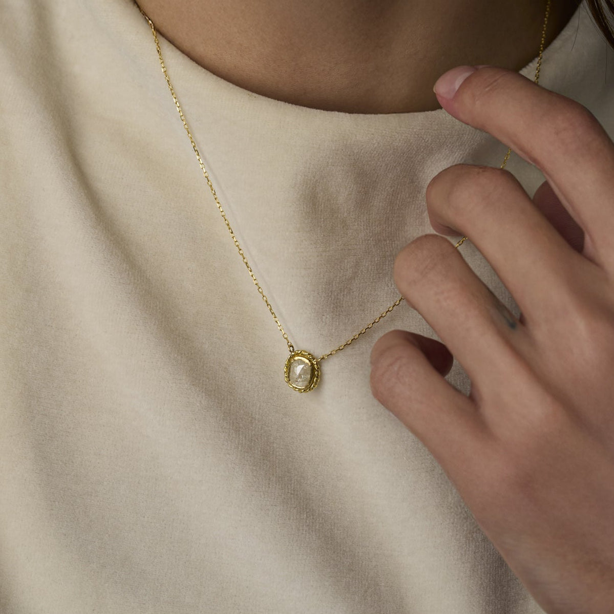 0.95 Carat One-of-a-Kind Rose Cut Cloud Grey Diamond Necklace | DN40-OOAK