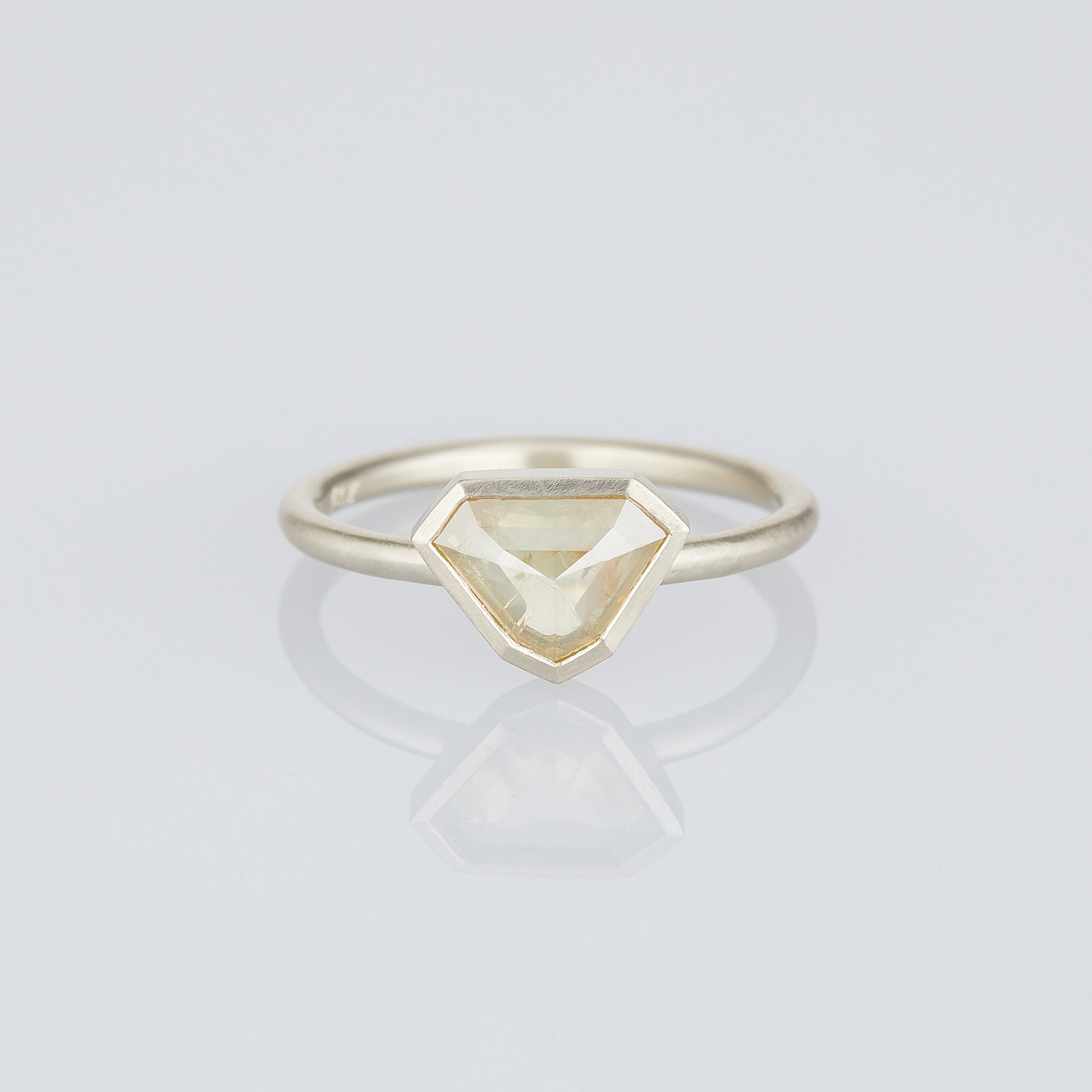 18K White Gold