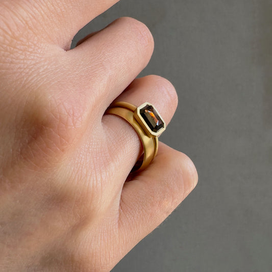 18K Yellow Gold  on Model