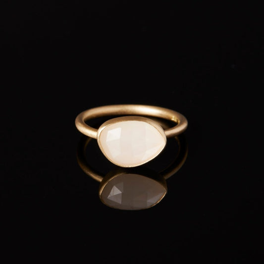 1.8 Carat One-of-a-Kind Rose Cut White Moonstone Ring | WMR3-OOAK