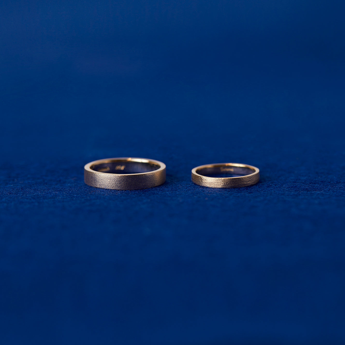 4.2mm Square Gilded Band | MR0117