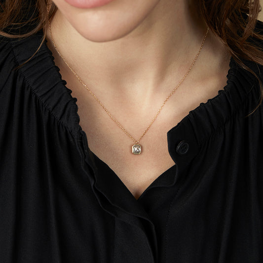 18K Yellow Gold on model