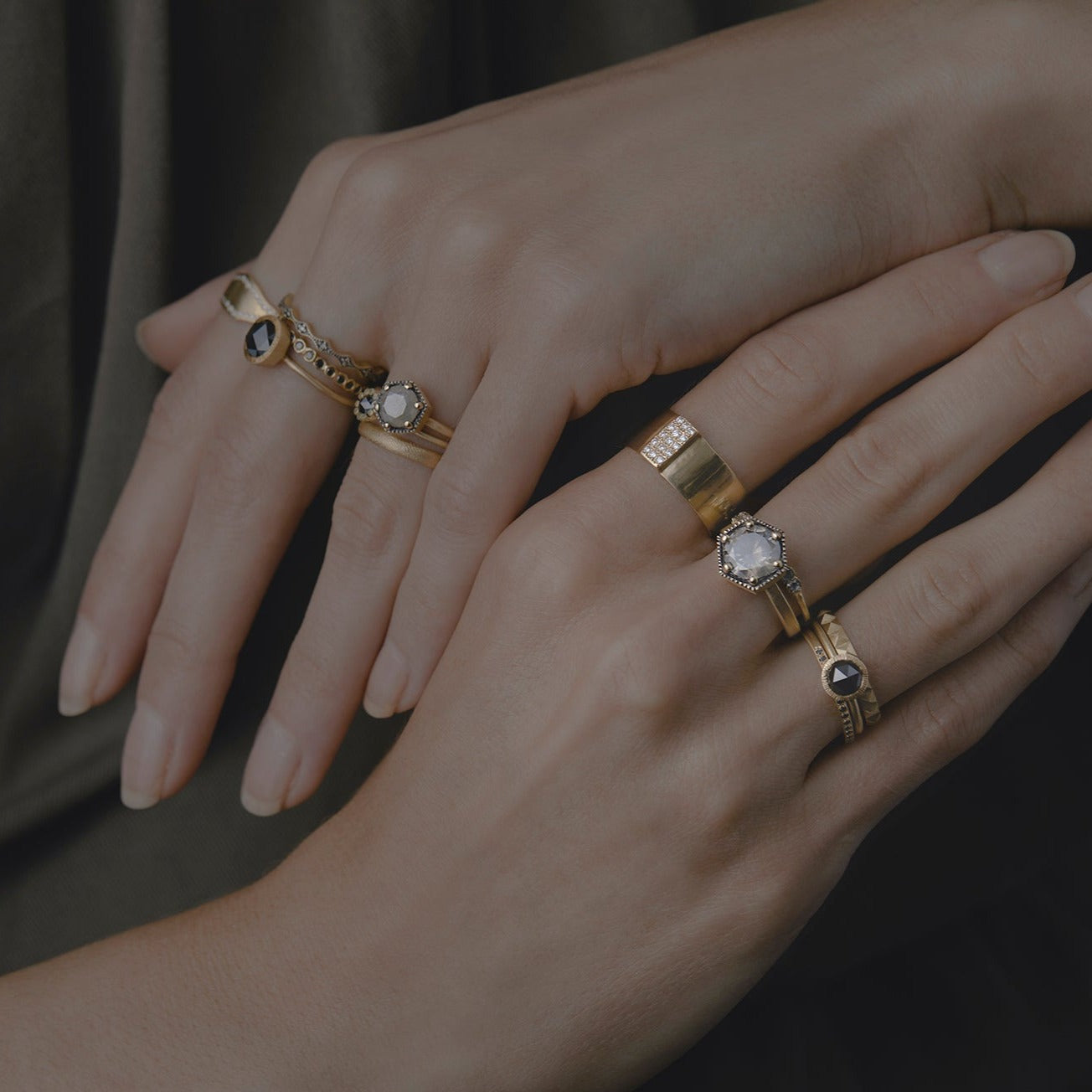 2.8mm Rough Rounded Band | R3503