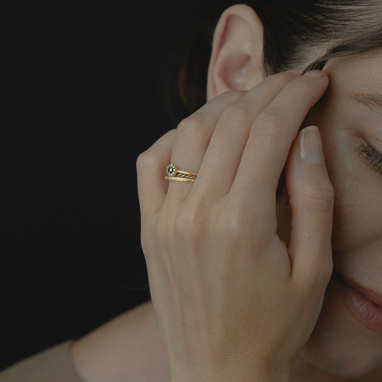 Textured Line Band | R0103