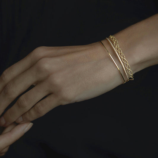 Linear Curve Bracelet | B0501