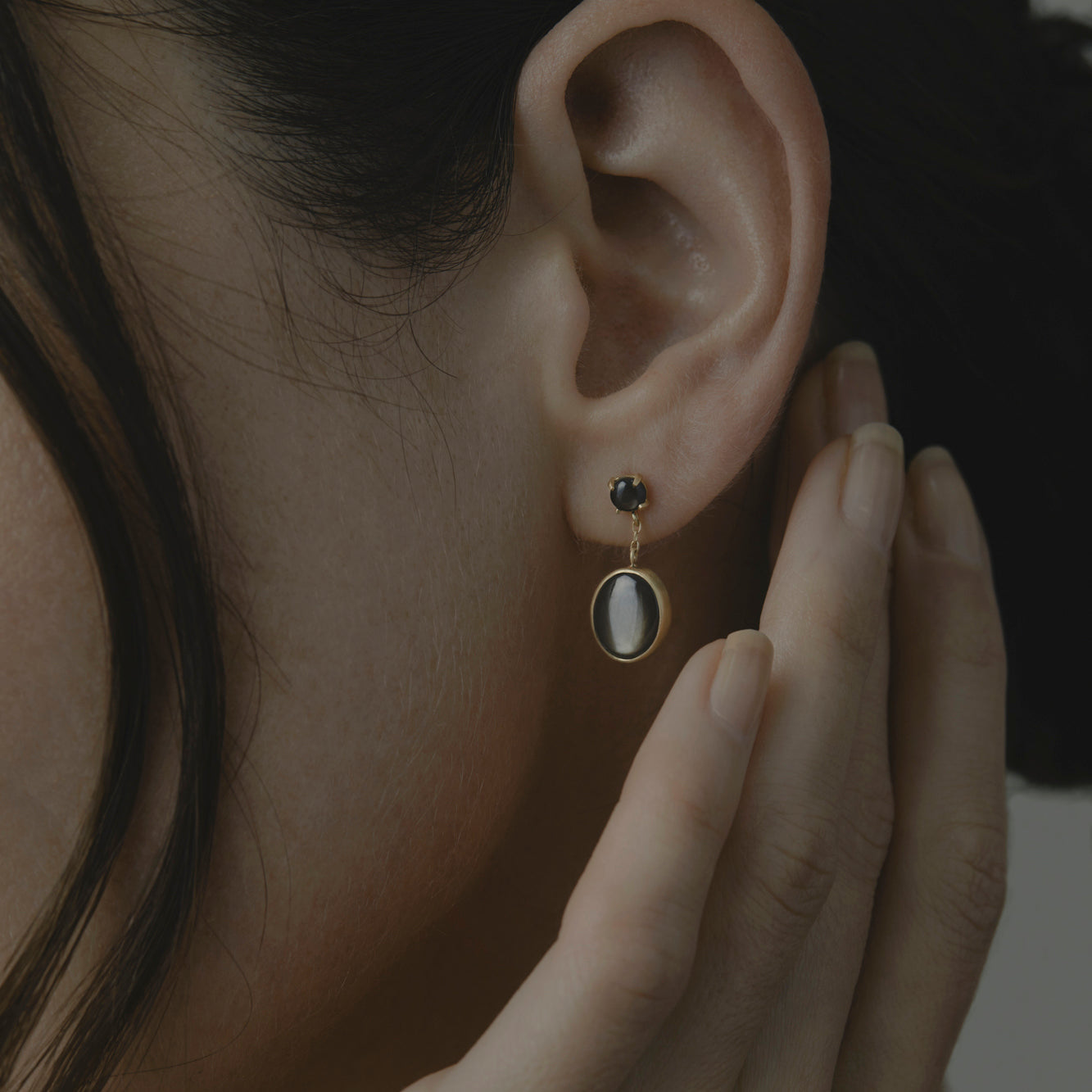 Star Sapphire Glacé Earring | E8601SSBK